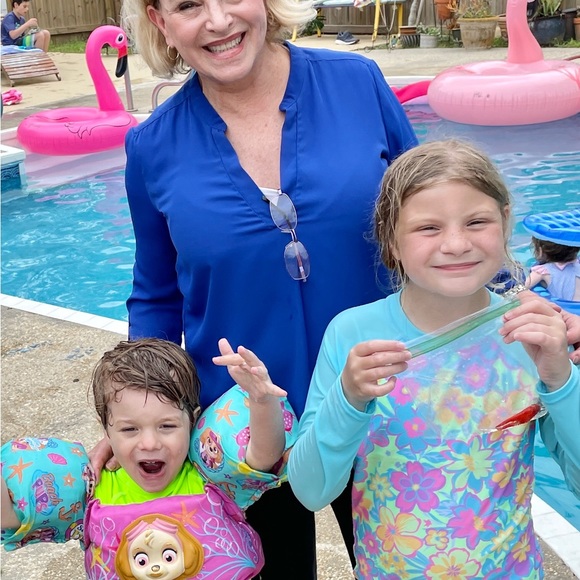 Meet your Posher, Robbin - Picture 3 of 5